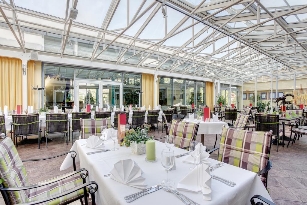 Hotel Abacus Tierpark