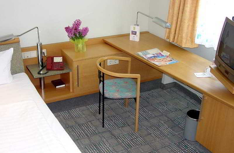 Abacus Tierpark Hotel 4*