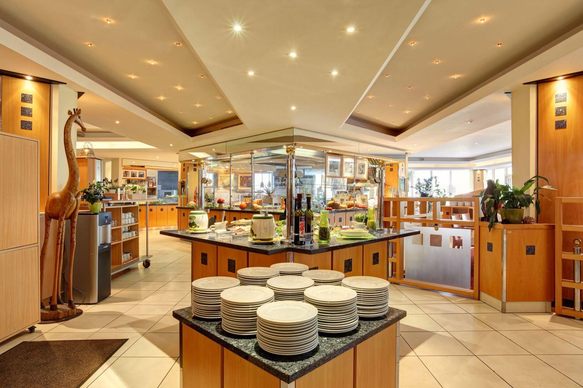 Abacus Tierpark Hotel 4*